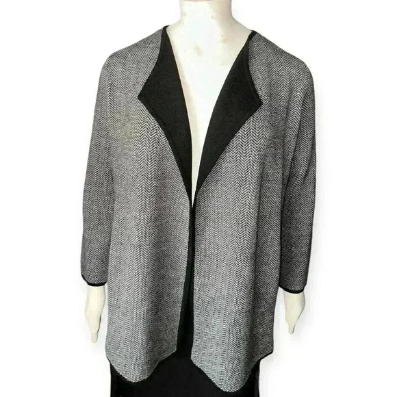 Talbots NWT Long Cardigan Merino Wool Black & White Chevron black trim Size 2Xp - Picture 10 of 12